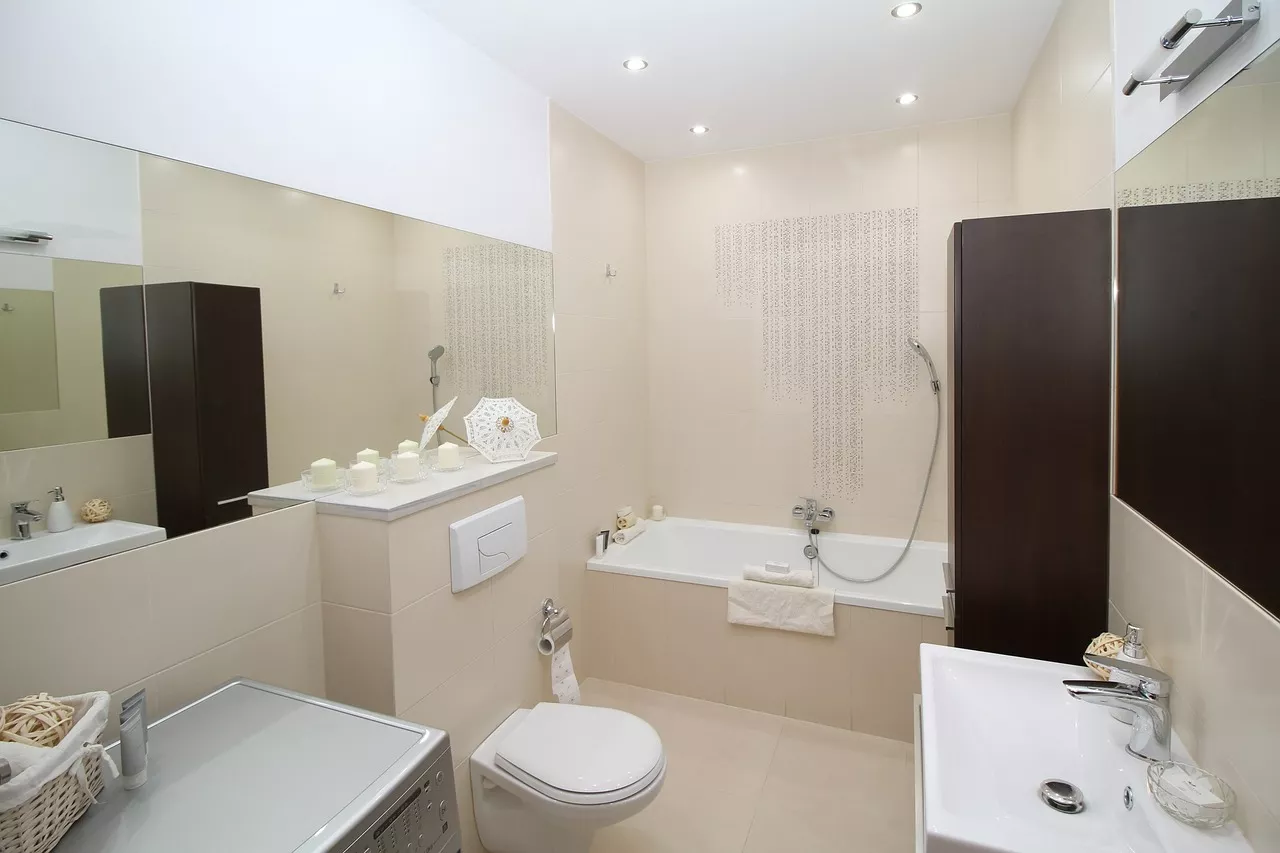 bathroom-2094733_1280 (1)